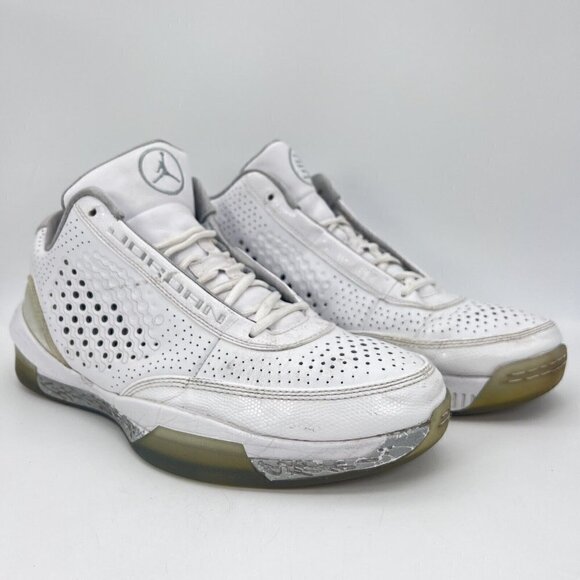 Nike Air Jordan 2010 Dwayne Wade Men Size 11 Shoes White Grey 415093-103 - Picture 2 of 12